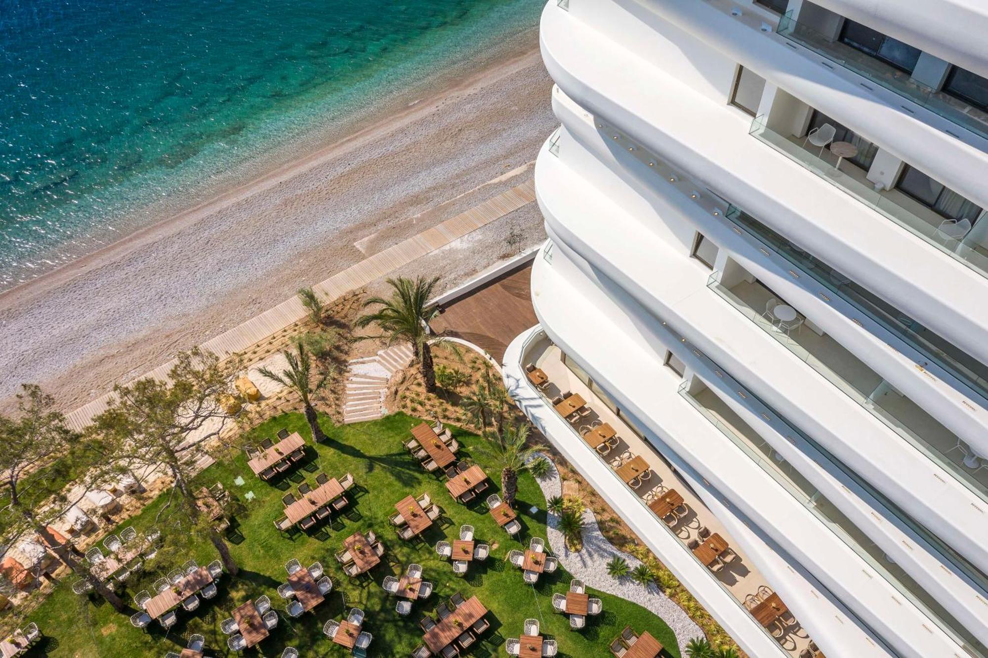 Isla Brown Corinthia Resort & Spa, Curio Collection By Hilton Агии Теодори Екстериор снимка The beach at the hotel